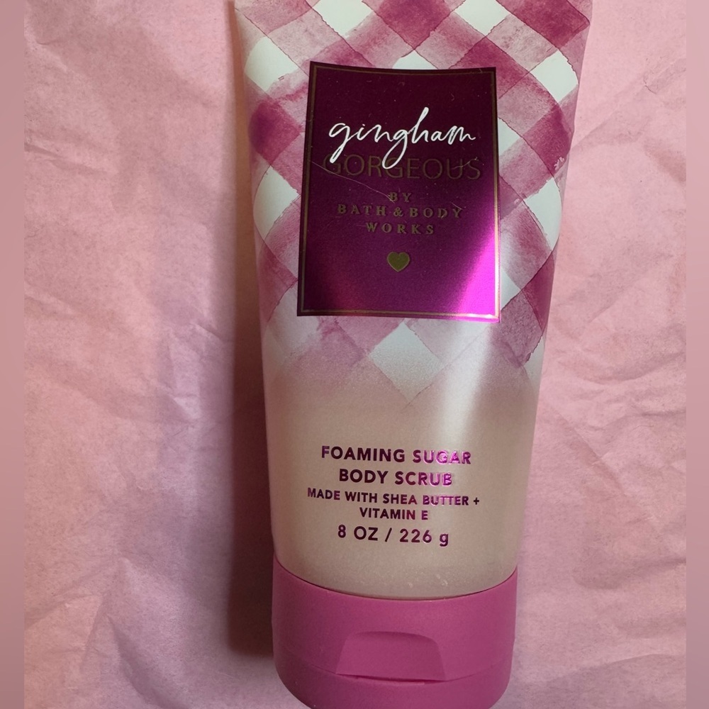 Bath & Body Works Gingham Gorgeous Foaming Sugar Body Scrub